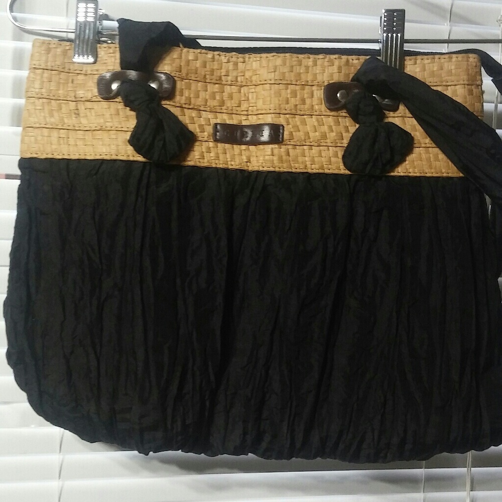 Hand Bag by Gurkia